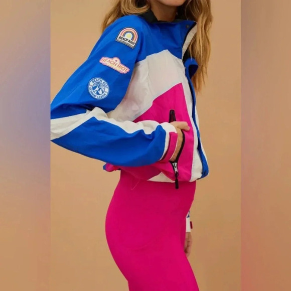 Beach Riot Glacier Windbreaker, magenta monsoon - Picture 10 of 15